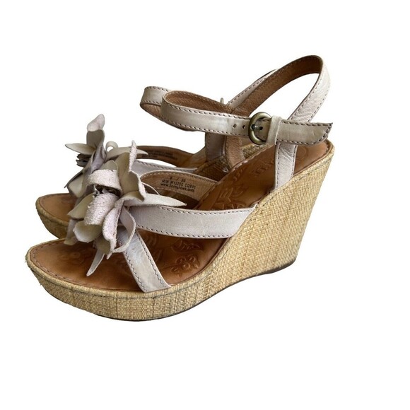 B.O.C. Born Concept Women's Sandals Size 8 Wedges Shoes Hand Grafted Footwear - Picture 1 of 7